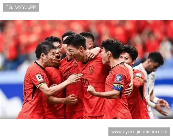 国足球星频频惹麻烦成球迷热议焦点表现起伏让人头疼