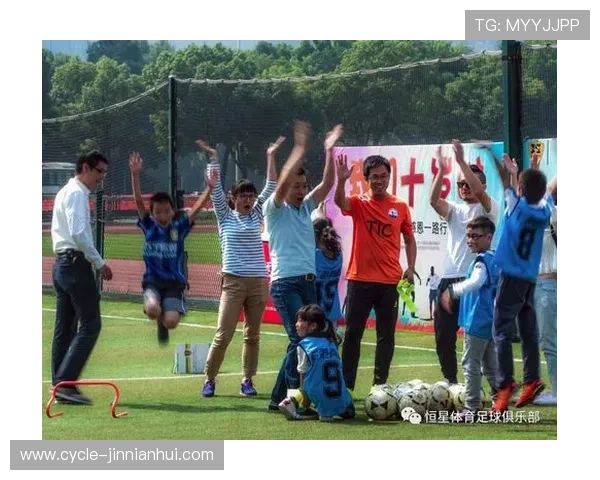 足球明星如何度过圣诞节假期与家庭朋友共度温馨时光