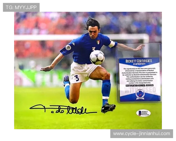 马尔蒂尼:足球传奇之路,守护AC米兰与意大利的荣耀岁月 马尔蒂尼:足球传奇之路,守护AC米兰与意大利的荣耀岁月